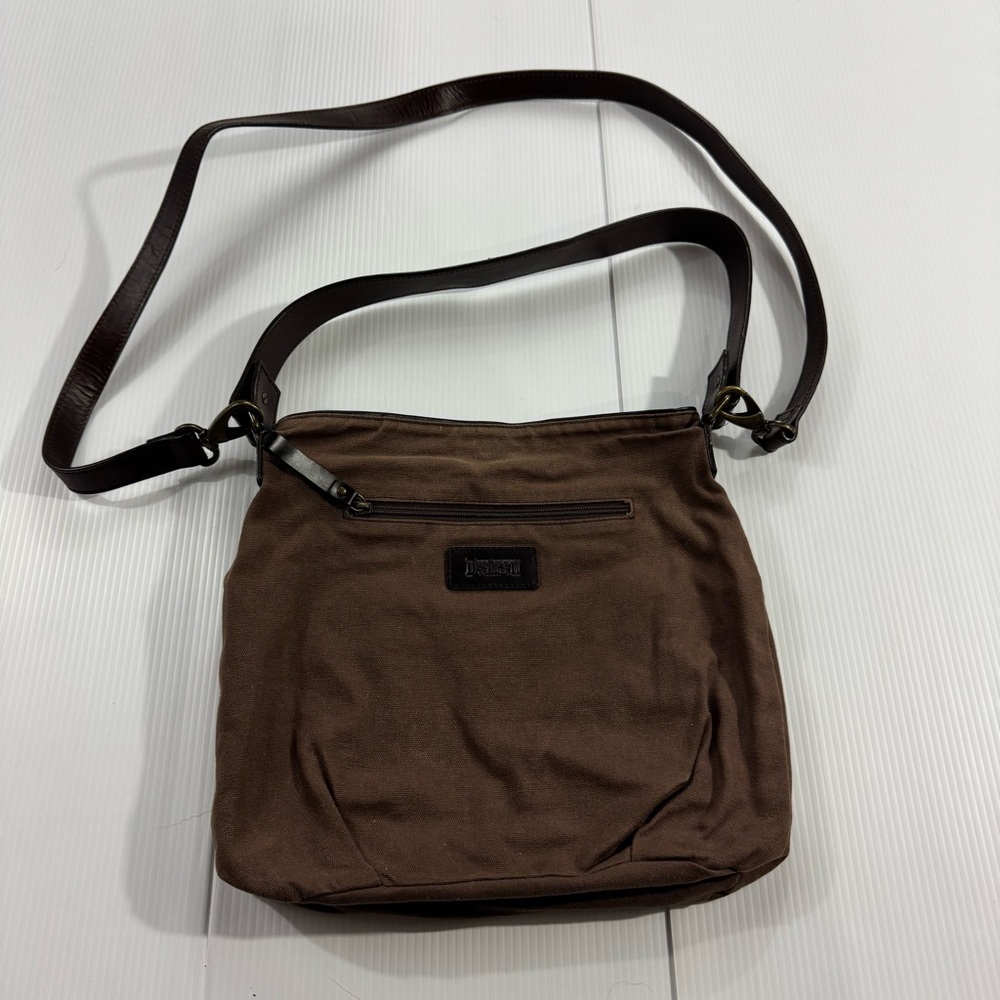 87. Women’s Duluth Trading Co Brown Crossbody Bag